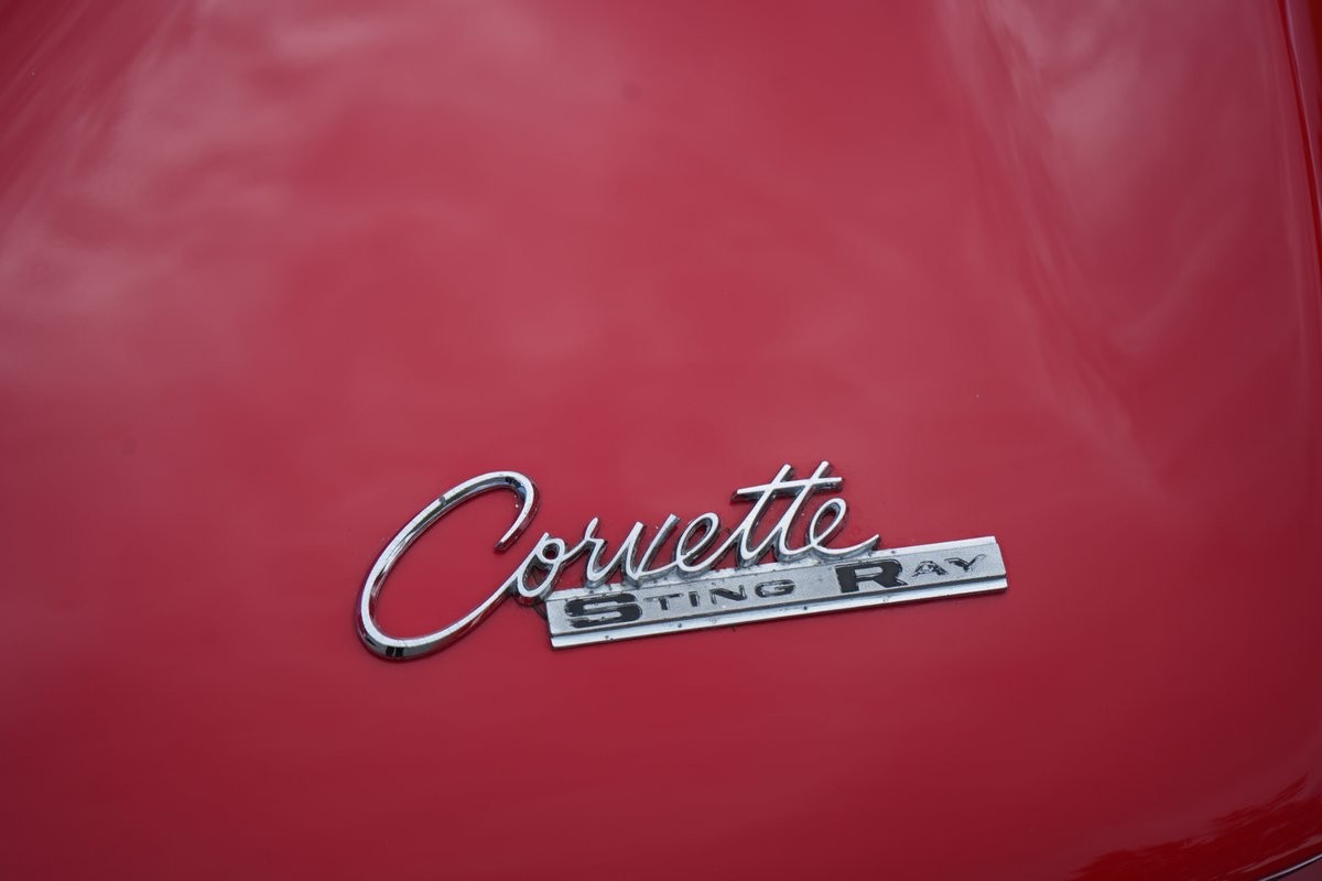 Chevrolet-Corvette-1963-Coupe-19