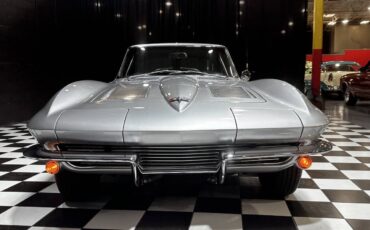 Chevrolet-Corvette-1963-Coupe-19