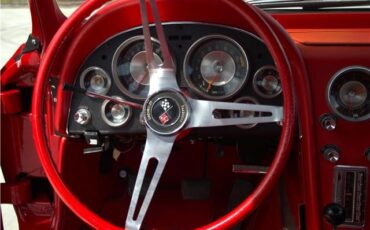 Chevrolet-Corvette-1963-Coupe-21