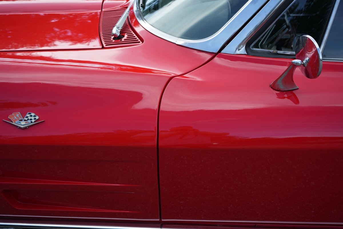 Chevrolet-Corvette-1963-Coupe-24