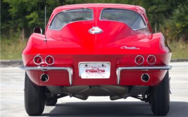 Chevrolet-Corvette-1963-Coupe-25