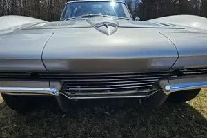 Chevrolet-Corvette-1963-Coupe-25