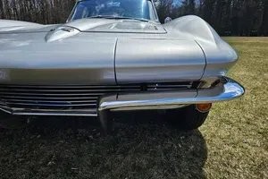 Chevrolet-Corvette-1963-Coupe-27