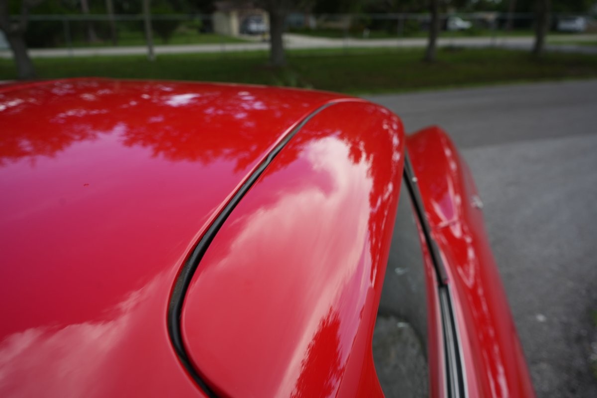 Chevrolet-Corvette-1963-Coupe-28