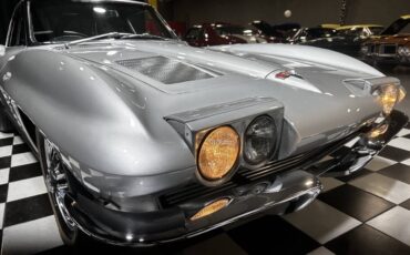 Chevrolet-Corvette-1963-Coupe-28