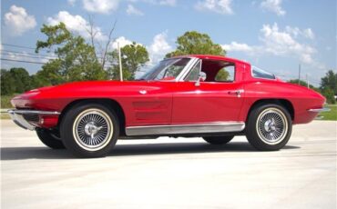 Chevrolet-Corvette-1963-Coupe-30