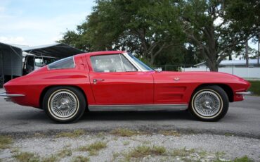 Chevrolet-Corvette-1963-Coupe-33