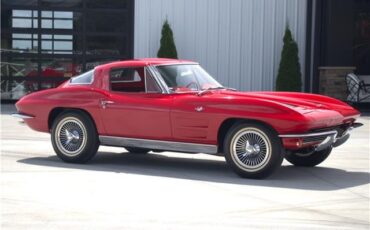 Chevrolet-Corvette-1963-Coupe-34