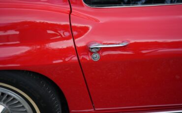Chevrolet-Corvette-1963-Coupe-34