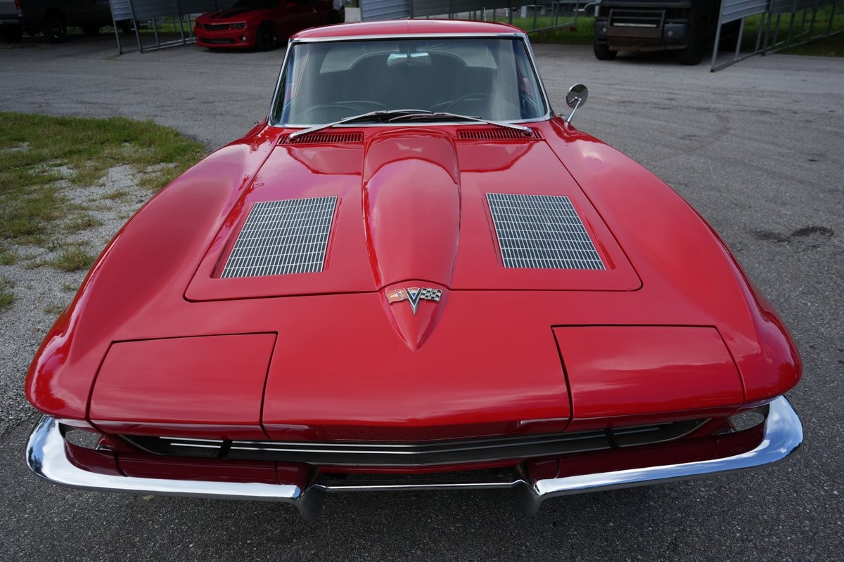 Chevrolet-Corvette-1963-Coupe-36