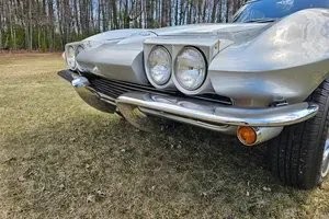 Chevrolet-Corvette-1963-Coupe-36