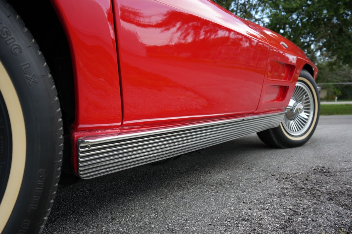 Chevrolet-Corvette-1963-Coupe-38