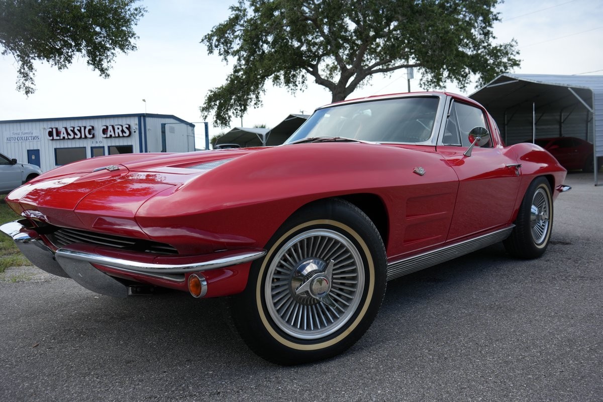 Chevrolet-Corvette-1963-Coupe-6