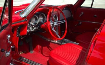 Chevrolet-Corvette-1963-Coupe-8
