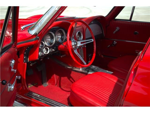 Chevrolet-Corvette-1963-Coupe-8