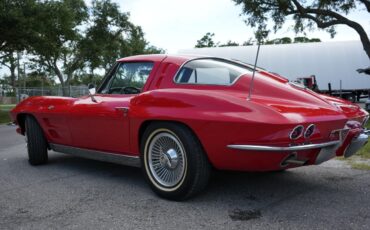 Chevrolet-Corvette-1963-Coupe-8