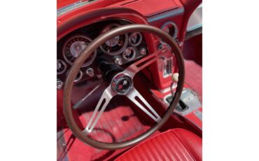 Chevrolet-Corvette-1963-Red-Red-11