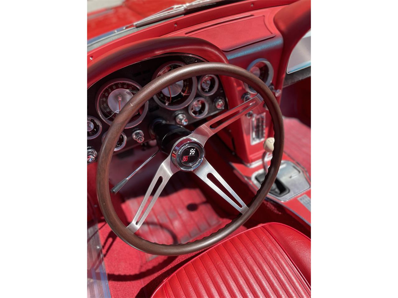 Chevrolet-Corvette-1963-Red-Red-11