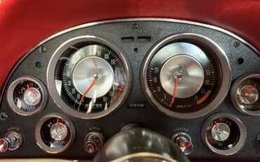 Chevrolet-Corvette-1963-Red-Red-12