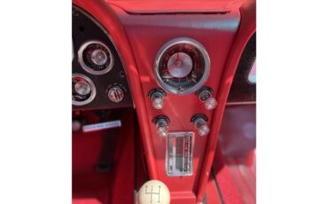 Chevrolet-Corvette-1963-Red-Red-13