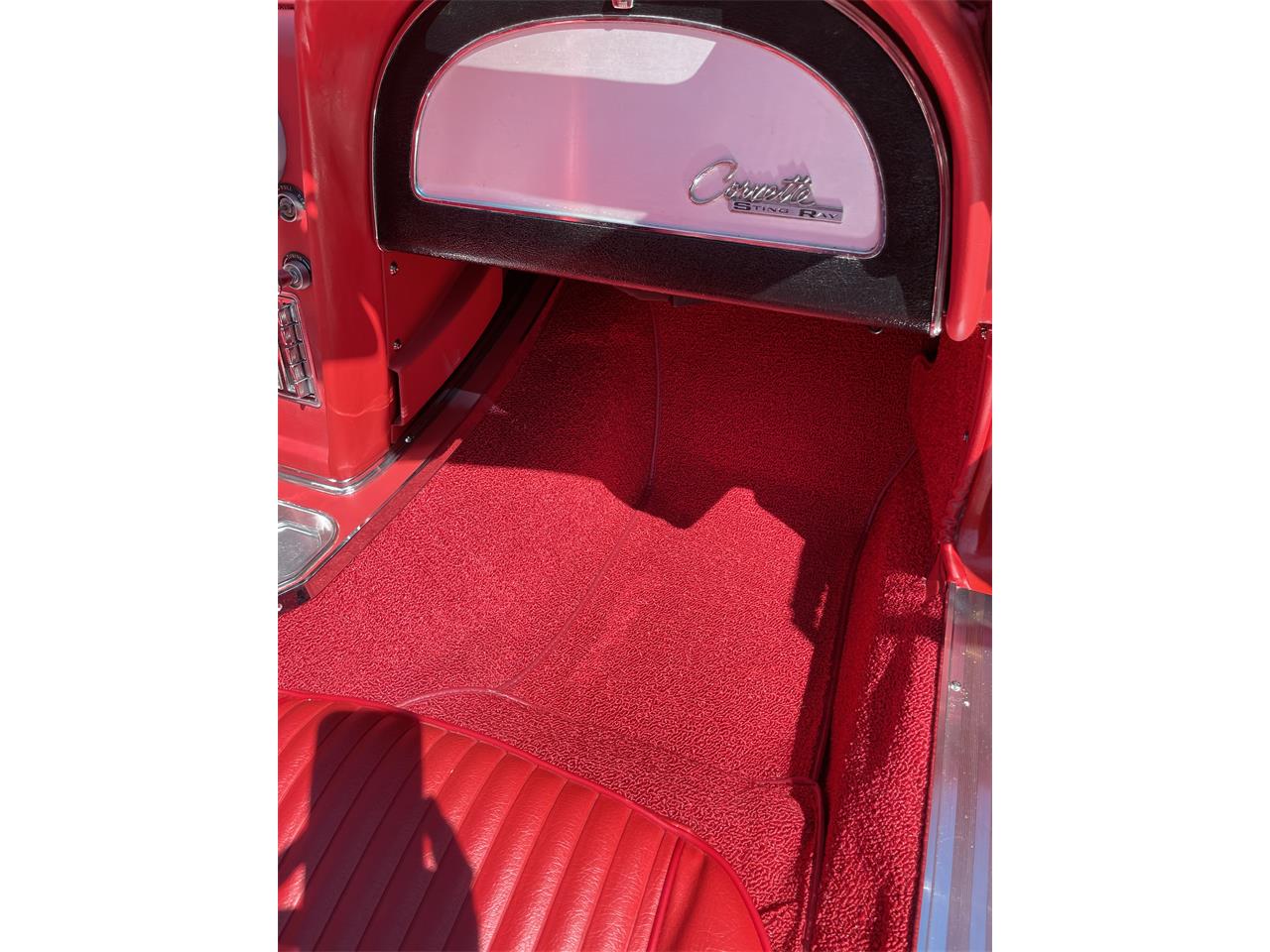 Chevrolet-Corvette-1963-Red-Red-3