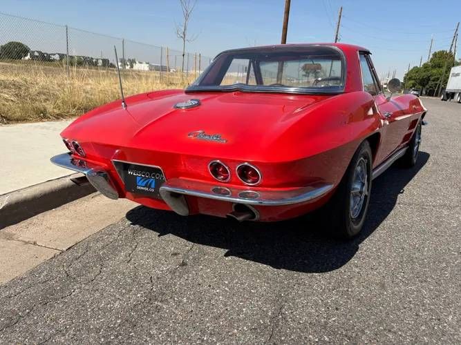 Chevrolet-Corvette-1963-Red-Red-3