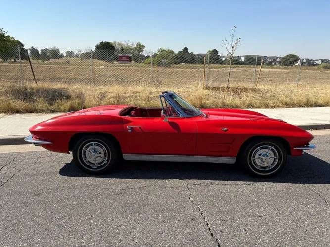 Chevrolet-Corvette-1963-Red-Red-4