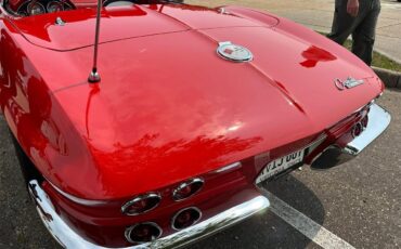 Chevrolet-Corvette-1963-Red-Red-8