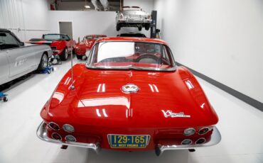Chevrolet-Corvette-1963-Red-Red-9