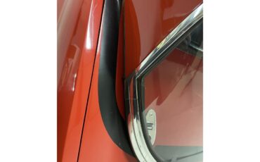 Chevrolet-Corvette-1963-Red-wWhite-Soft-Top-Black-22