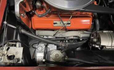 Chevrolet-Corvette-1963-Red-wWhite-Soft-Top-Black-35