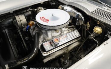 Chevrolet-Corvette-1963-Sebring-Silver-Dark-Blue-29