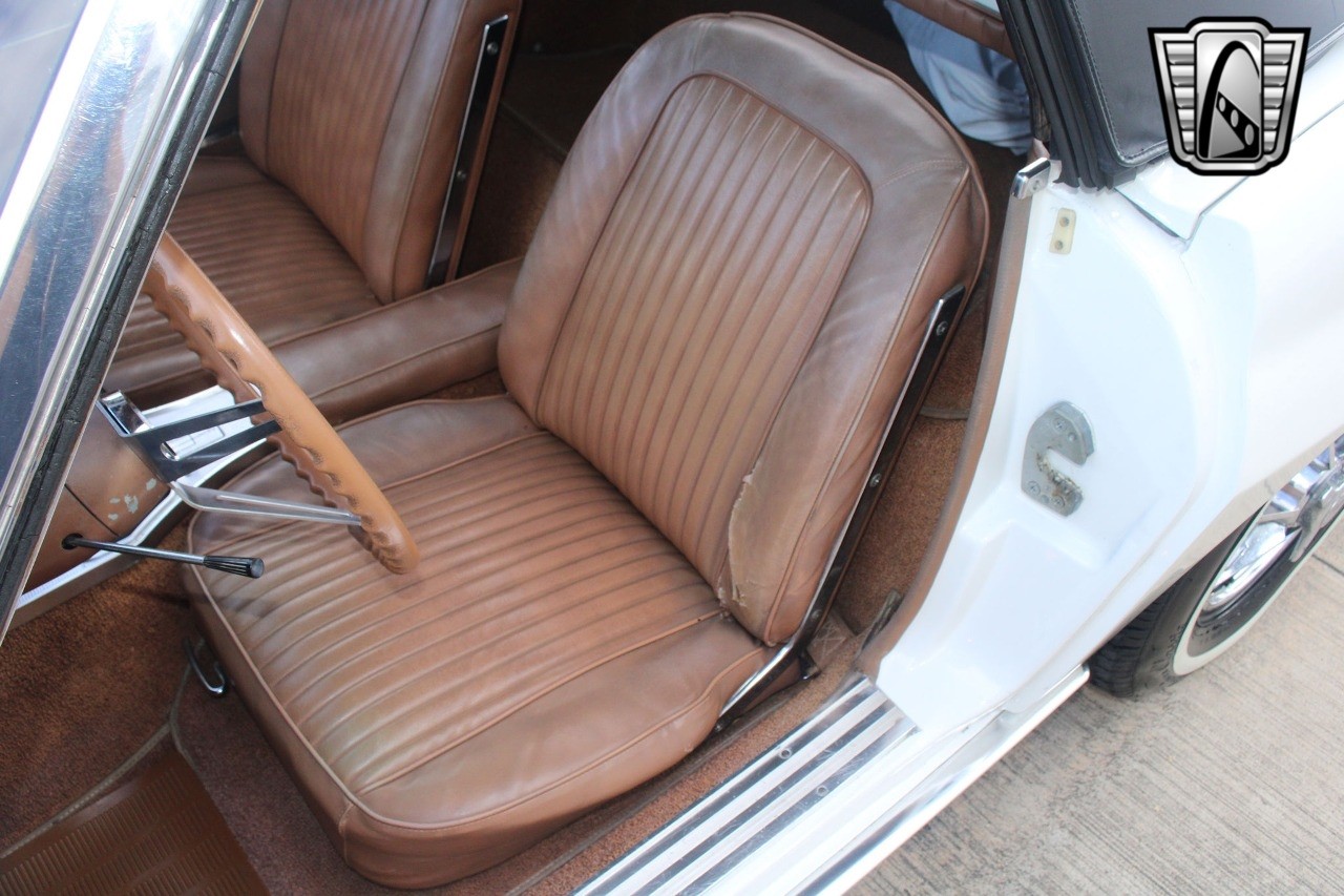 Chevrolet-Corvette-1963-convertible-16