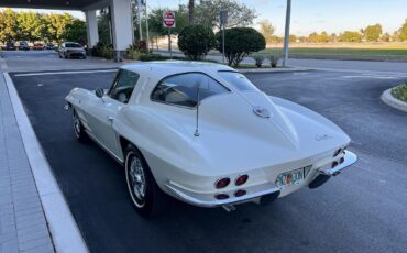 Chevrolet-Corvette-1963-coupe-15