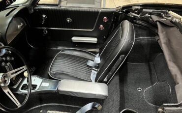 Chevrolet-Corvette-1964-Black-Black-8