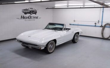 Chevrolet-Corvette-1964-Convertible-1