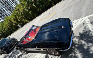 Chevrolet-Corvette-1964-Convertible-1