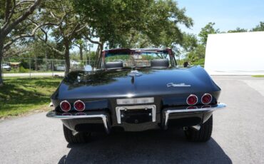 Chevrolet-Corvette-1964-Convertible-10