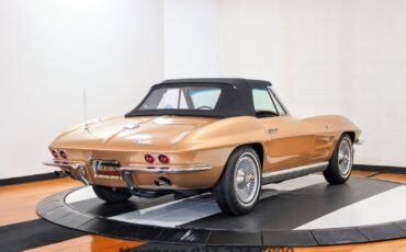 Chevrolet-Corvette-1964-Convertible-10