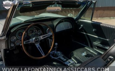 Chevrolet-Corvette-1964-Convertible-11