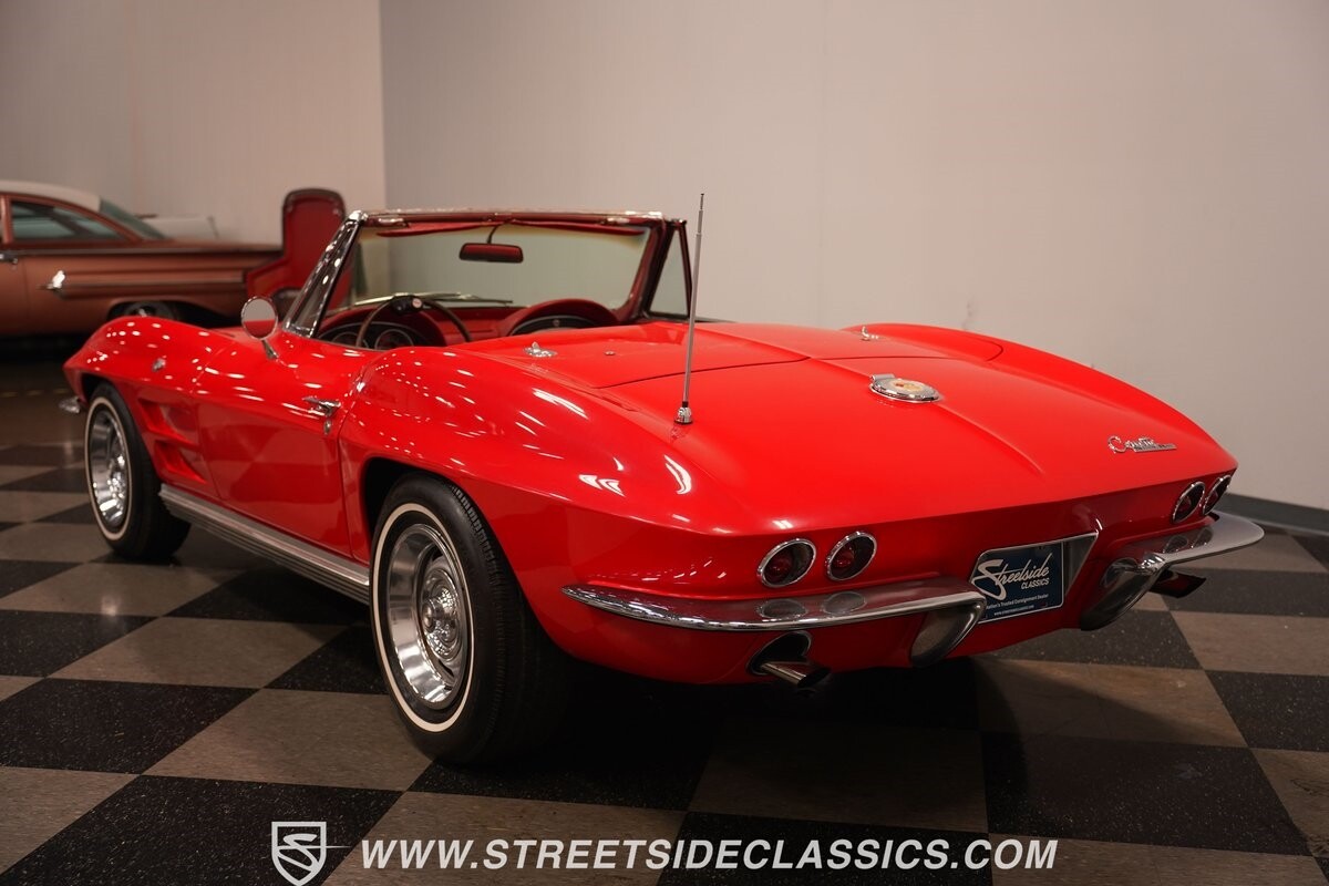Chevrolet-Corvette-1964-Convertible-12