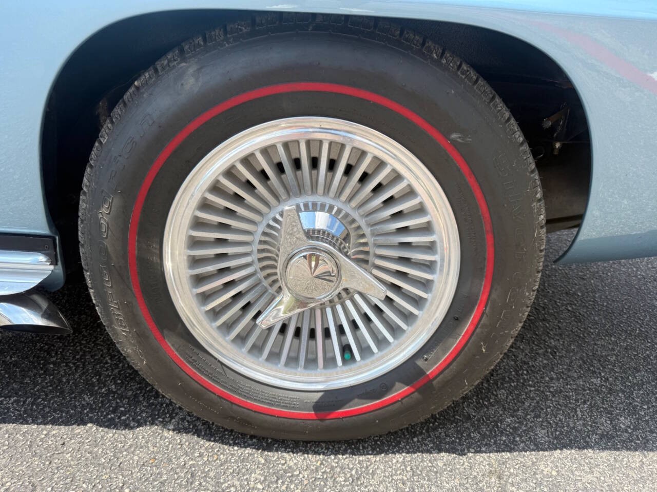 Chevrolet-Corvette-1964-Convertible-12