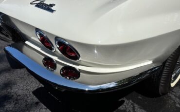 Chevrolet-Corvette-1964-Convertible-13