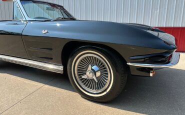 Chevrolet-Corvette-1964-Convertible-15