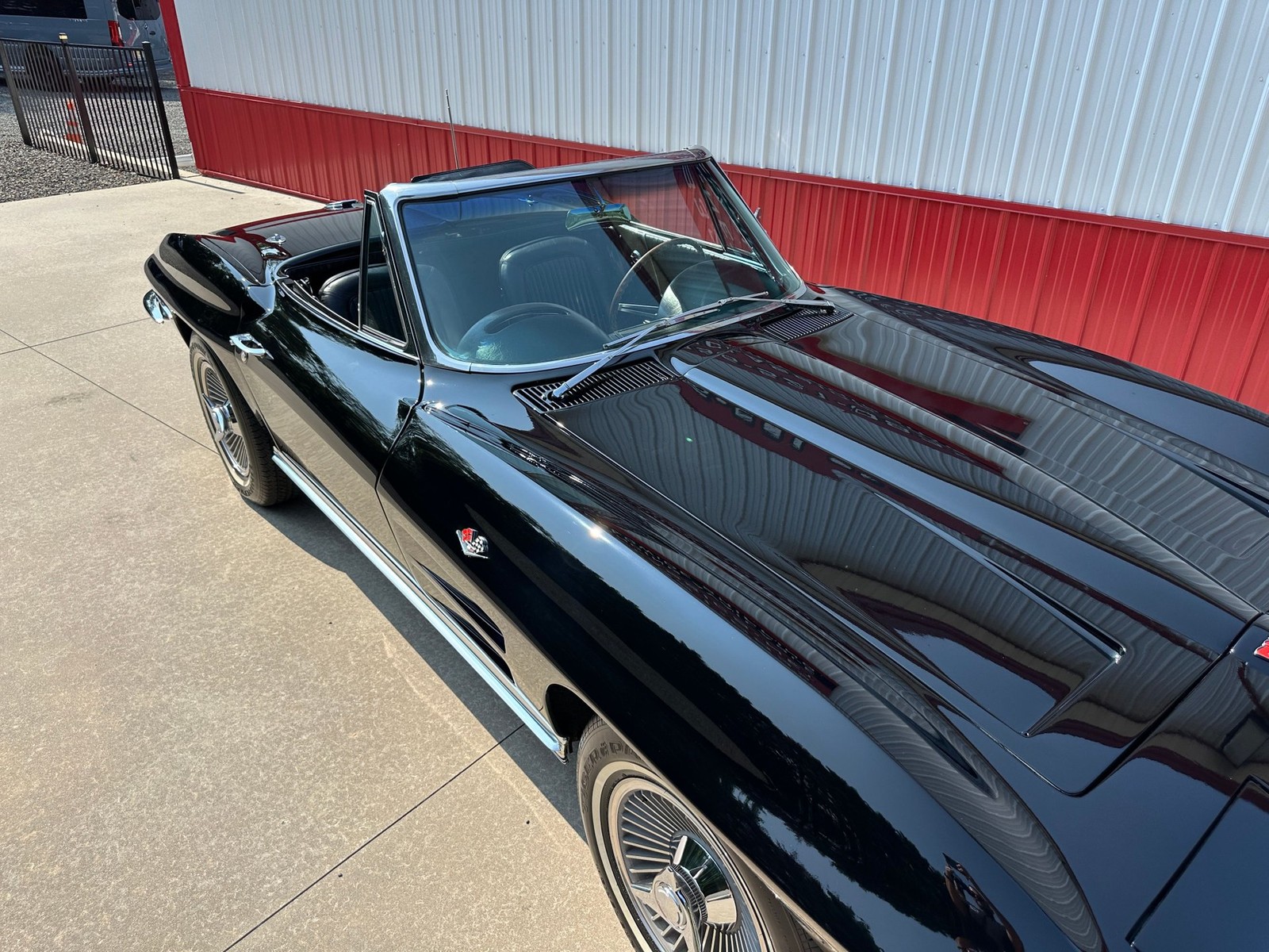 Chevrolet-Corvette-1964-Convertible-17