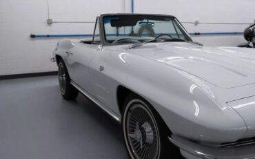 Chevrolet-Corvette-1964-Convertible-18