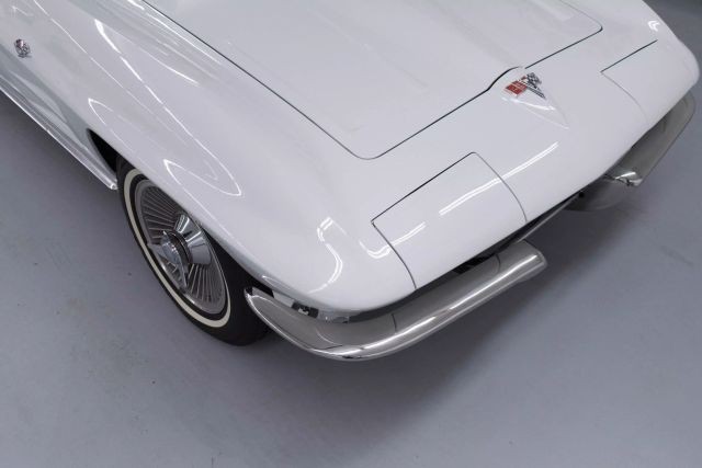 Chevrolet-Corvette-1964-Convertible-19