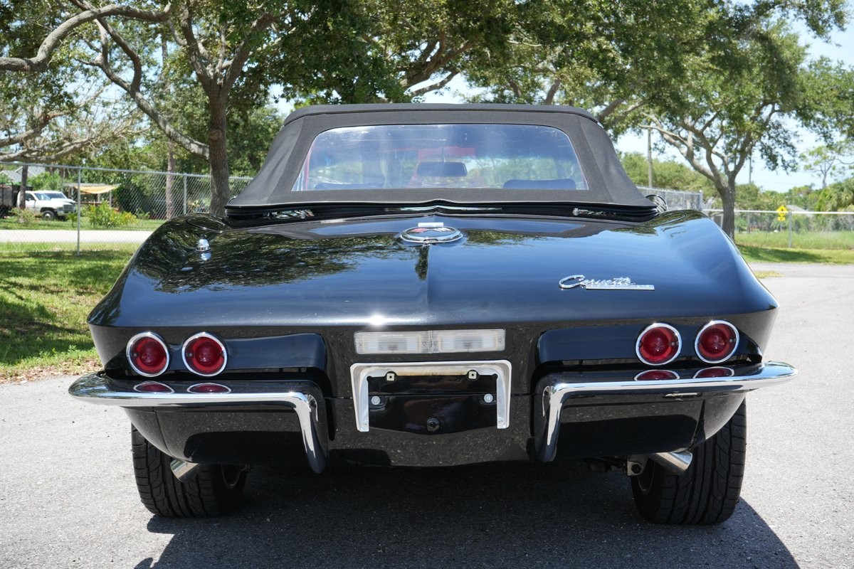 Chevrolet-Corvette-1964-Convertible-19