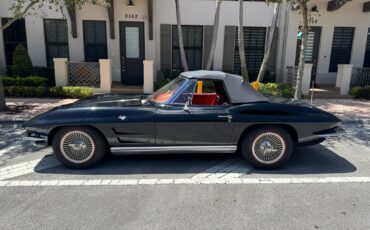 Chevrolet-Corvette-1964-Convertible-2