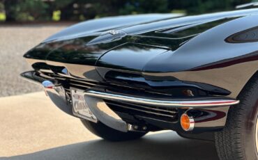 Chevrolet-Corvette-1964-Convertible-2
